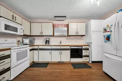 10067 Jamestown Drive, North Royalton, OH 44133 - Photo 26