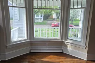 1733 E 47th St, Ashtabula, OH 44004 - Photo 2