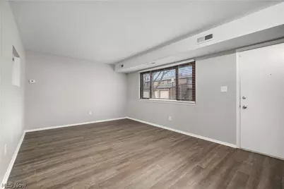 26705 Lake Of The Falls Boulevard, Olmsted Falls, OH 44138 - Photo 4