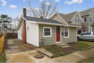 164 E 317th Street, Willowick, OH 44095 - Photo 1