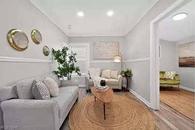 164 E 317th Street, Willowick, OH 44095 - Photo 8