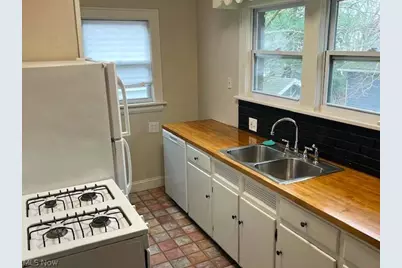 368 E Ido Avenue, Akron, OH 44301 - Photo 10