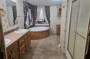 1389 Old Kyle Rd, Dorset, OH 44032 - Photo 12