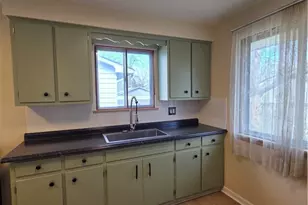 5933 Decker Rd, North Olmsted, OH 44070 - Photo 6