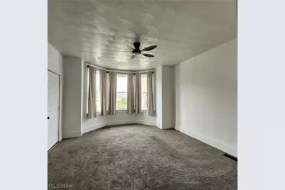 804 Gomber Avenue, Cambridge, OH 43725 - Photo 4