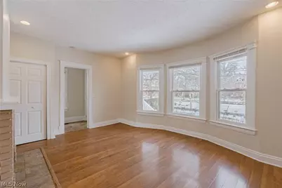 14915 Clifton Boulevard, Oakwood, OH 44107 - Photo 2