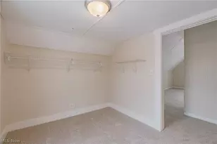 14915 Clifton Blvd, Oakwood, OH 44107 - Photo 28