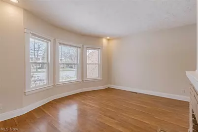 14915 Clifton Boulevard, Oakwood, OH 44107 - Photo 4