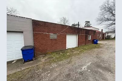 410 Palissey Street, East Liverpool, OH 43920 - Photo 2