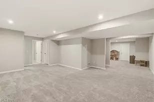 1812 Cobham Ln, Wadsworth, OH 44281 - Photo 36