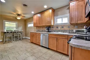 74 Hawthorne Dr, Painesville, OH 44077 - Photo 16