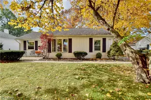 74 Hawthorne Dr, Painesville, OH 44077 - Photo 2