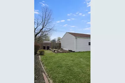 1753 Temple Avenue, Mayfield Heights, OH 44124 - Photo 42