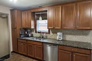 1753 Temple Ave, Mayfield Heights, OH 44124 - Photo 6