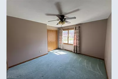 733 Austin Drive, Barberton, OH 44203 - Photo 34