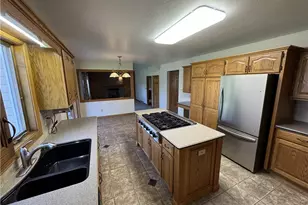 733 Austin Dr, Barberton, OH 44203 - Photo 16