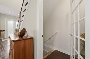 2440 Edgewood Trce, Pepper Pike, OH 44124 - Photo 36