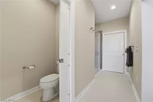 2440 Edgewood Trce, Pepper Pike, OH 44124 - Photo 32