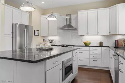 2440 Edgewood Trace, Pepper Pike, OH 44124 - Photo 16