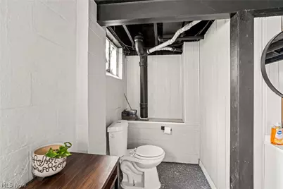 121 Princess Street, Campbell, OH 44405 - Photo 38