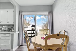 121 Princess St, Campbell, OH 44405 - Photo 24