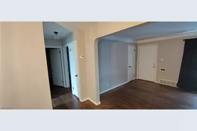 18310 Harvard Avenue, Loveland, OH 44122 - Photo 4