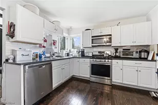 1515 Manor Ave NW, Canton, OH 44708 - Photo 6