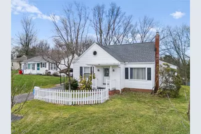 1515 Manor Avenue NW, Canton, OH 44708 - Photo 1