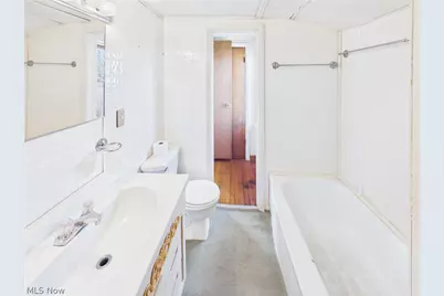 834 Lake Washington Road, Washington, WV 26181 - Photo 8