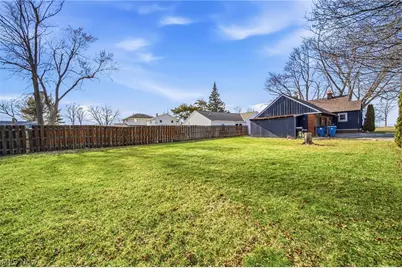 33378 Lake Shore Boulevard, Eastlake, OH 44095 - Photo 4