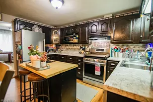 1102 4th St, Belpre, OH 45714 - Photo 16