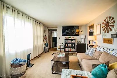 1102 4th Street, Belpre, OH 45714 - Photo 6