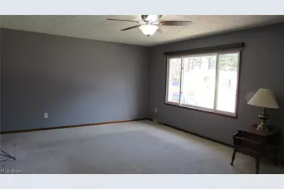 389 Riverview Street, Canal Fulton, OH 44614 - Photo 10