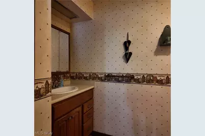 101 Pine Knoll Terrace, St Clairsville, OH 43950 - Photo 8