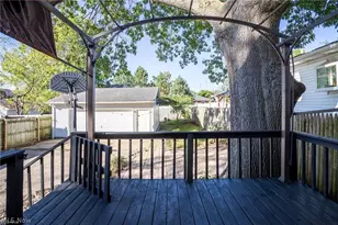 41 E Rosewood Ave, Akron, OH 44301 - Photo 26