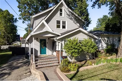 41 E Rosewood Avenue, Akron, OH 44301 - Photo 2