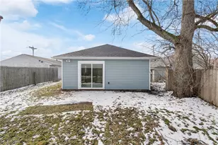 75 W Dartmore Ave, Akron, OH 44301 - Photo 30