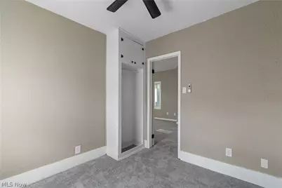 75 W Dartmore Avenue, Akron, OH 44301 - Photo 22