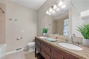 1916 W 44th St, Loveland, OH 44113 - Photo 32