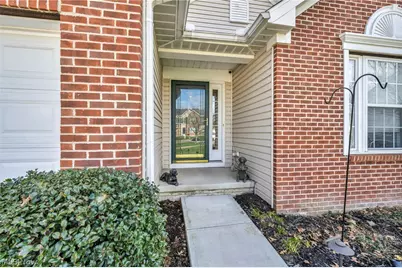 1920 Parkgate Avenue, Akron, OH 44320 - Photo 4