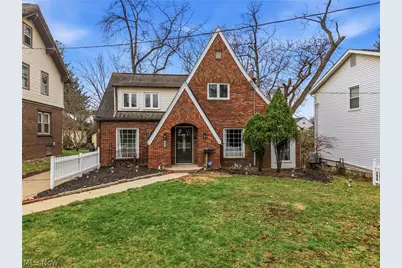 1724 Chestnut Boulevard, Cuyahoga Falls, OH 44223 - Photo 1