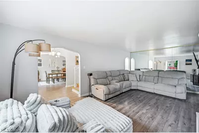 1724 Chestnut Boulevard, Cuyahoga Falls, OH 44223 - Photo 12