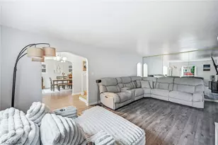 1724 Chestnut Blvd, Cuyahoga Falls, OH 44223 - Photo 12