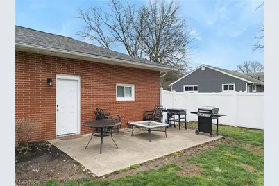 3335 Meadowwood Street NW, Massillon, OH 44646 - Photo 4