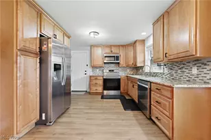 3335 Meadowwood St NW, Massillon, OH 44646 - Photo 10