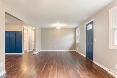 7825 Oakdale Street NW, Massillon, OH 44646 - Photo 4