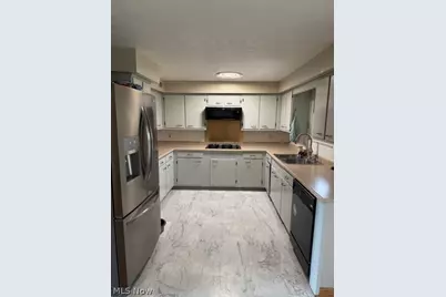 2111 Indiana Street, Parkersburg, WV 26101 - Photo 6