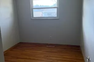 2111 Indiana St, Parkersburg, WV 26101 - Photo 12