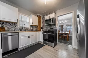 3407 Cedarbrook Rd, Cleveland Heights, OH 44118 - Photo 14