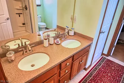 3932 Courtyard Drive, Lorain, OH 44053 - Photo 16